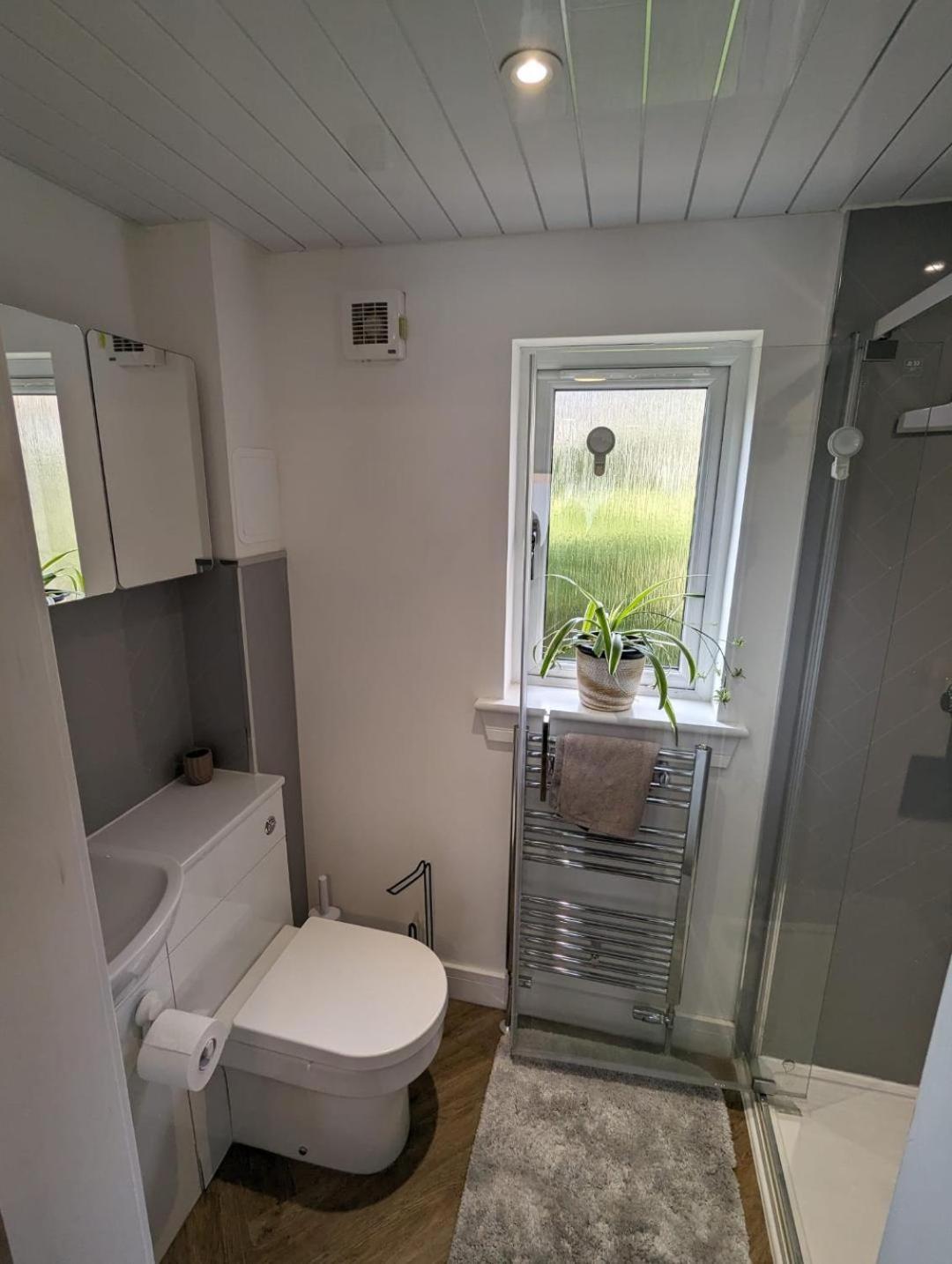 En-Suite Double Room With Private Entrance Édimbourg Extérieur photo